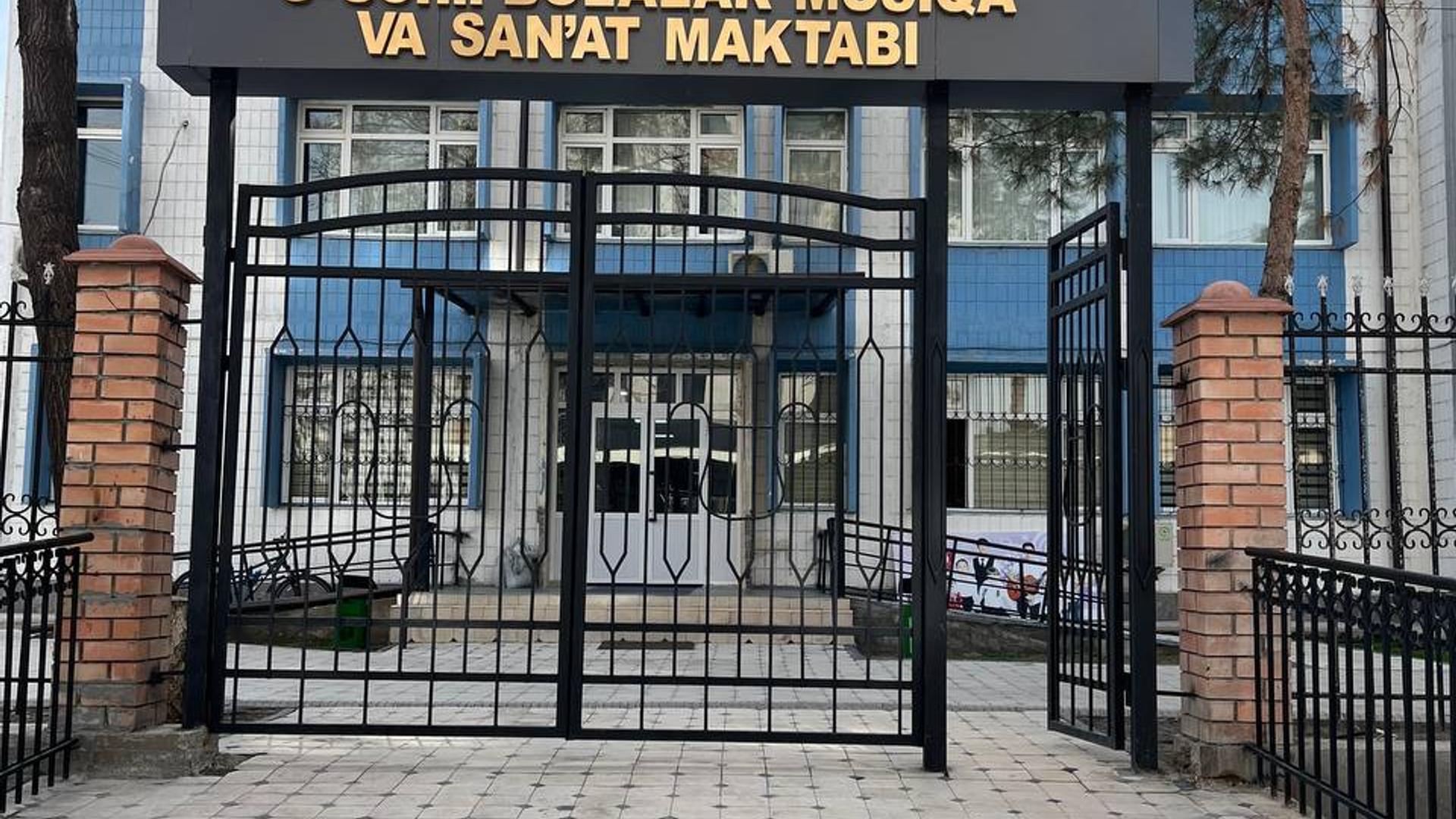 Maktabimizning kirish qismi